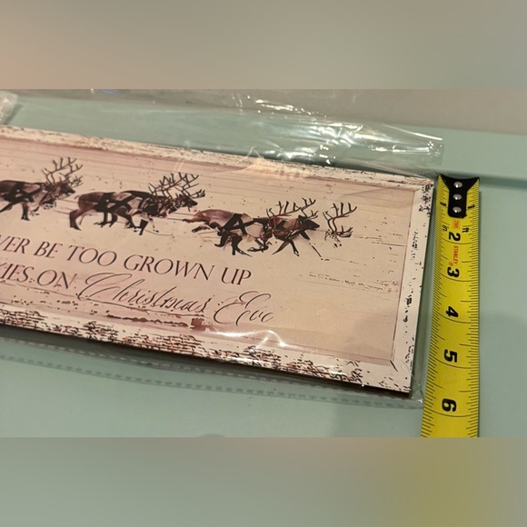 Super Cute Santa and Reindeer Wall Art- NWT - Picture 5 of 6